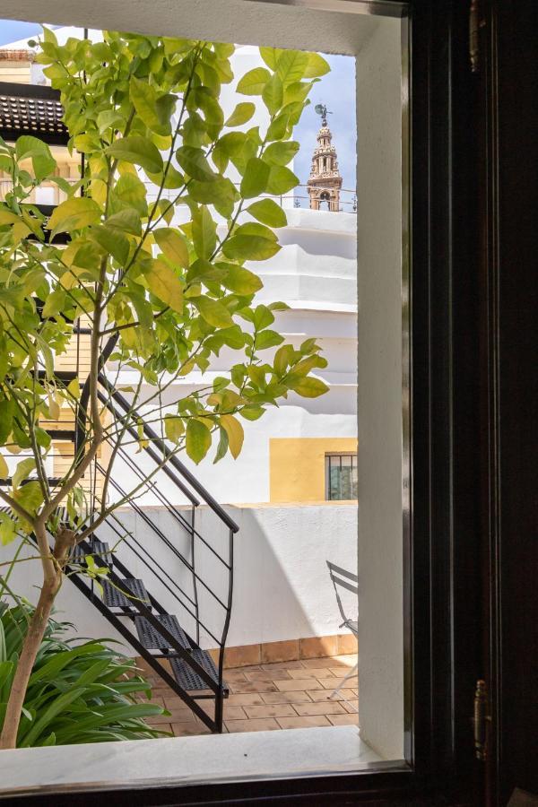 Abades Giralda Deluxe By Valcambre Apartman Sevilla Kültér fotó