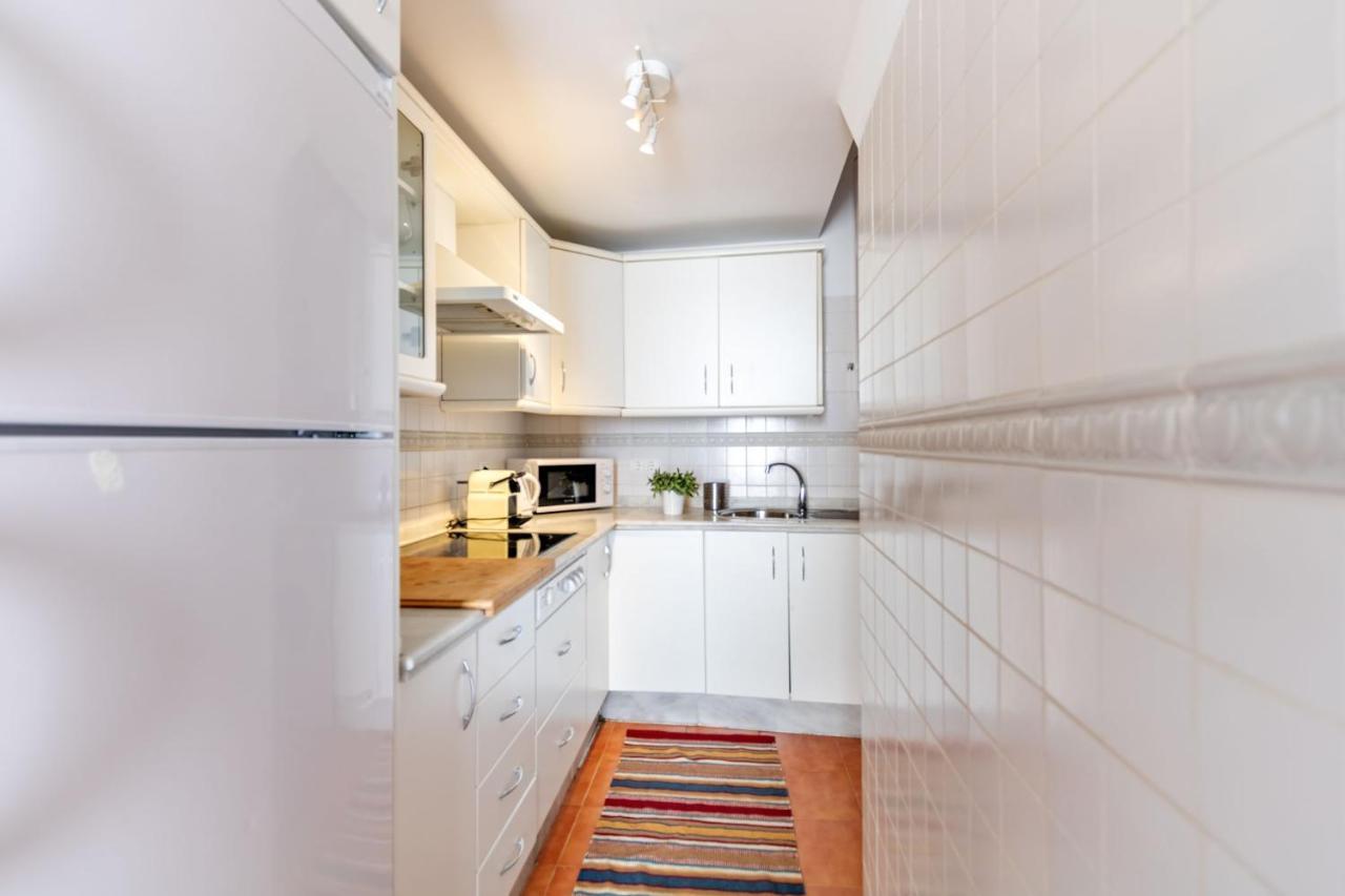 Abades Giralda Deluxe By Valcambre Apartman Sevilla Kültér fotó