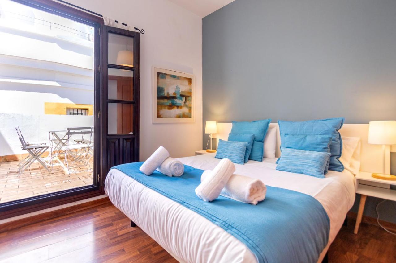 Abades Giralda Deluxe By Valcambre Apartman Sevilla Kültér fotó