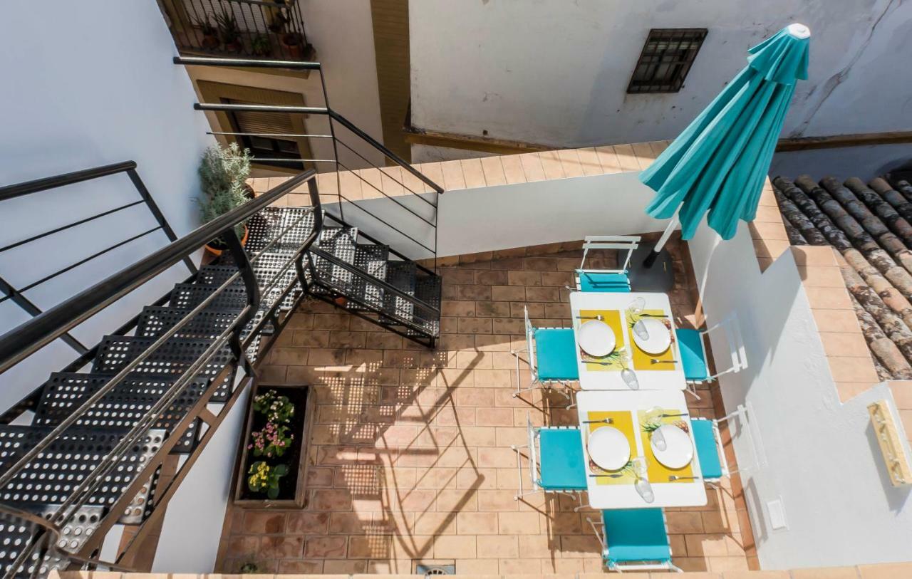 Abades Giralda Deluxe By Valcambre Apartman Sevilla Kültér fotó